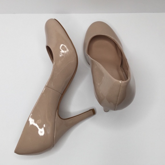 Kelly & Katie Pumps - Picture 6 of 8